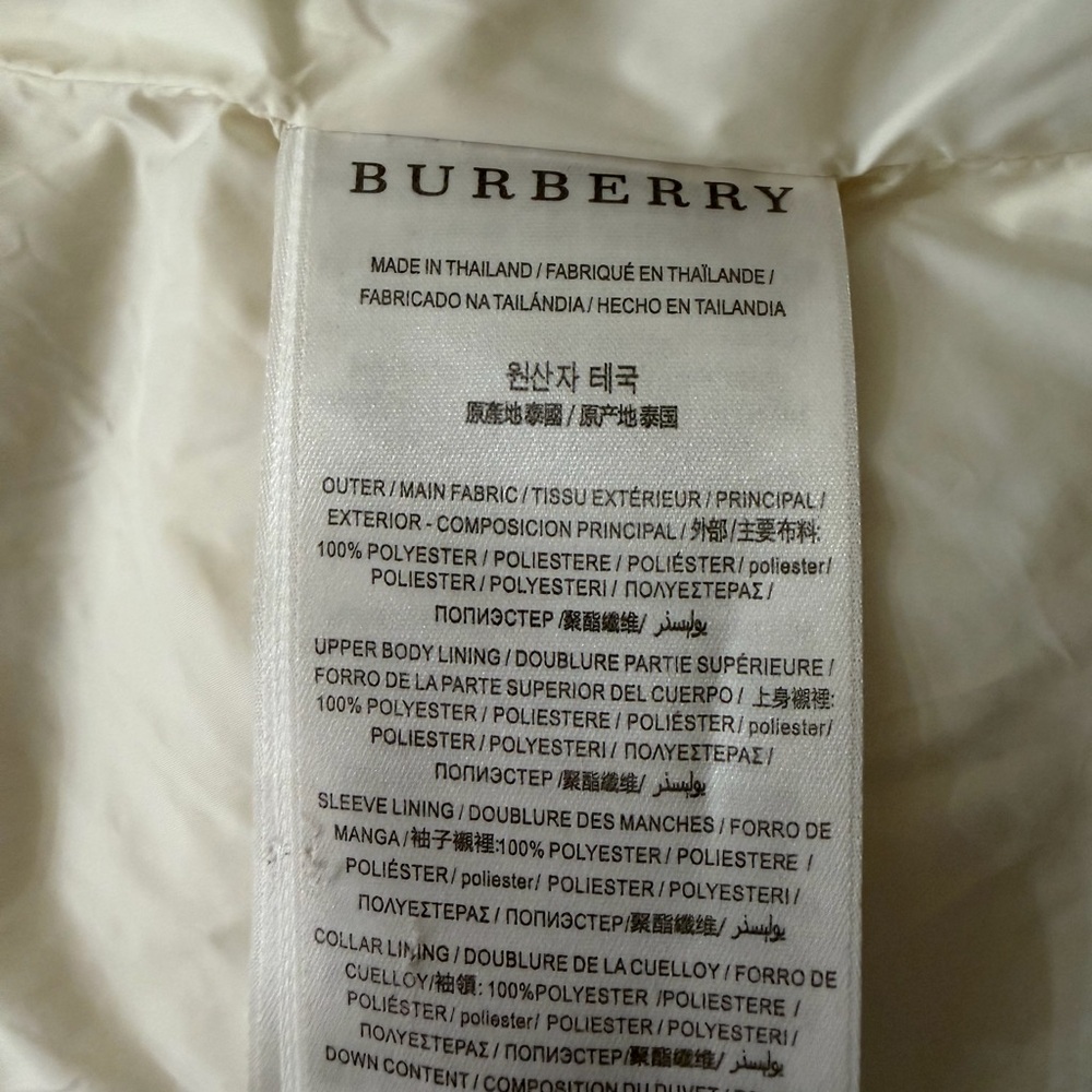 Burberry White Goose Down Puffer Vest with attached Hood - Picture 3 of 4